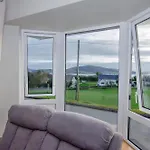 בית נופש Sea View Heights רטמולן