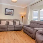 Sea View Heights בית נופש *